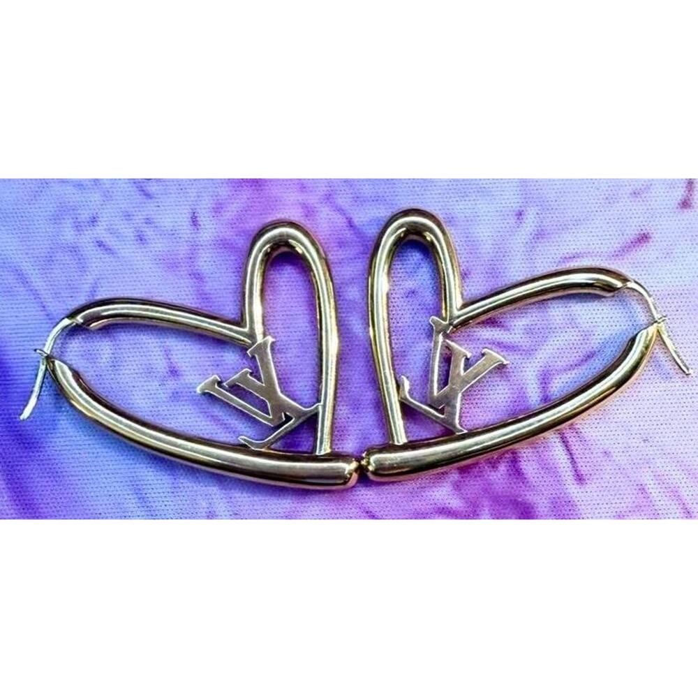 Louis Vuitton "Fall in Love" Brass Gold Heart LV Hoop Earrings Kawaii Romantic - Picture 5 of 5